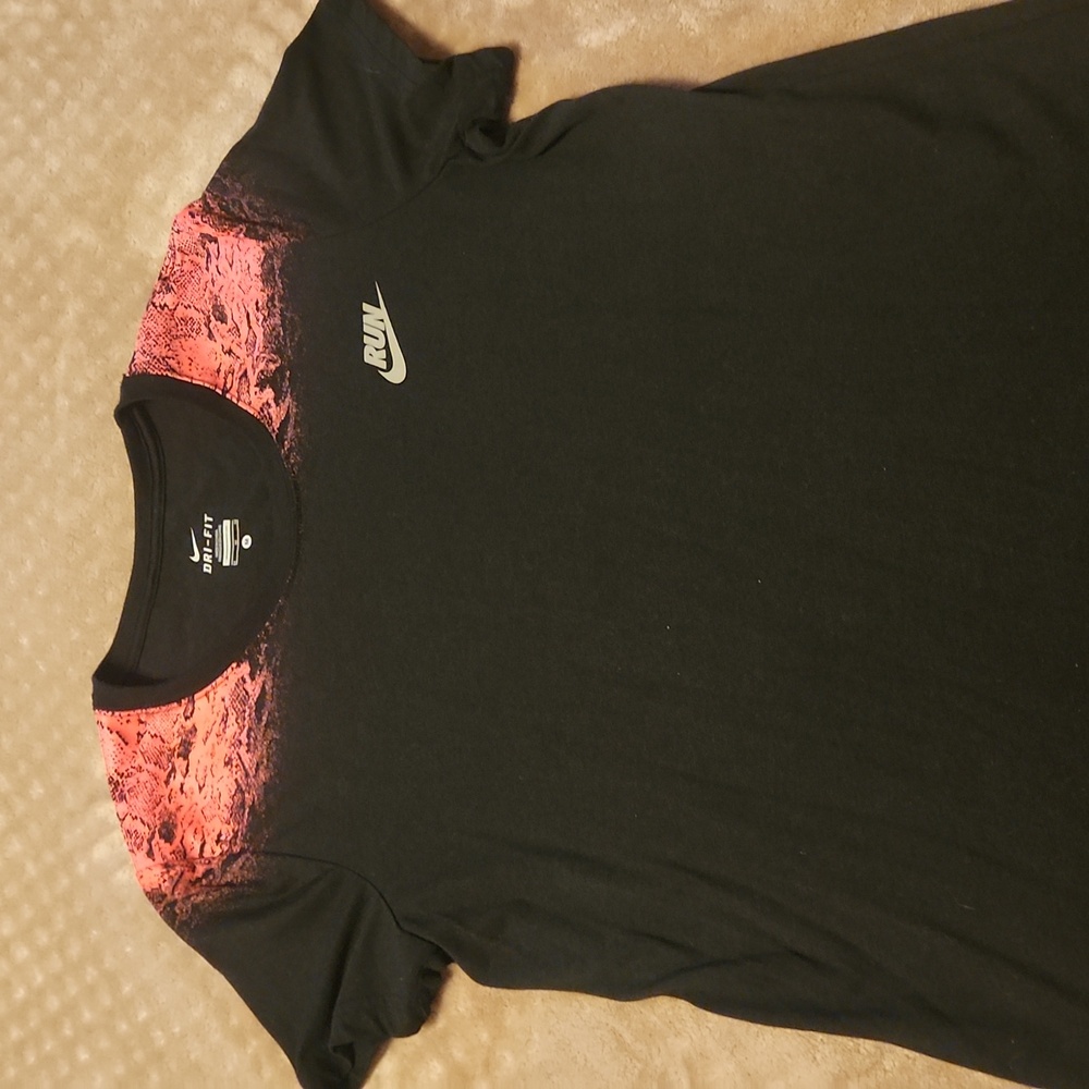 Nike Drifit run tee